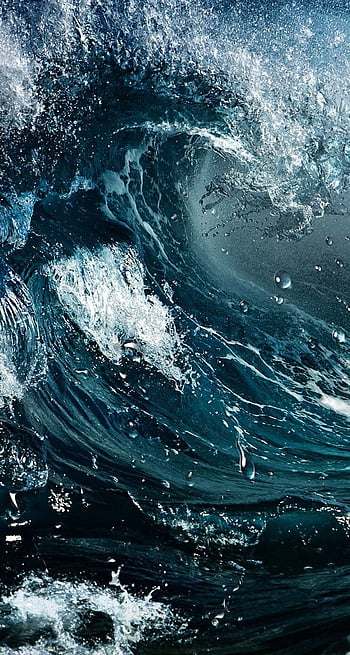 With the help of this Amazing Water Live Wallpaper app, you can set