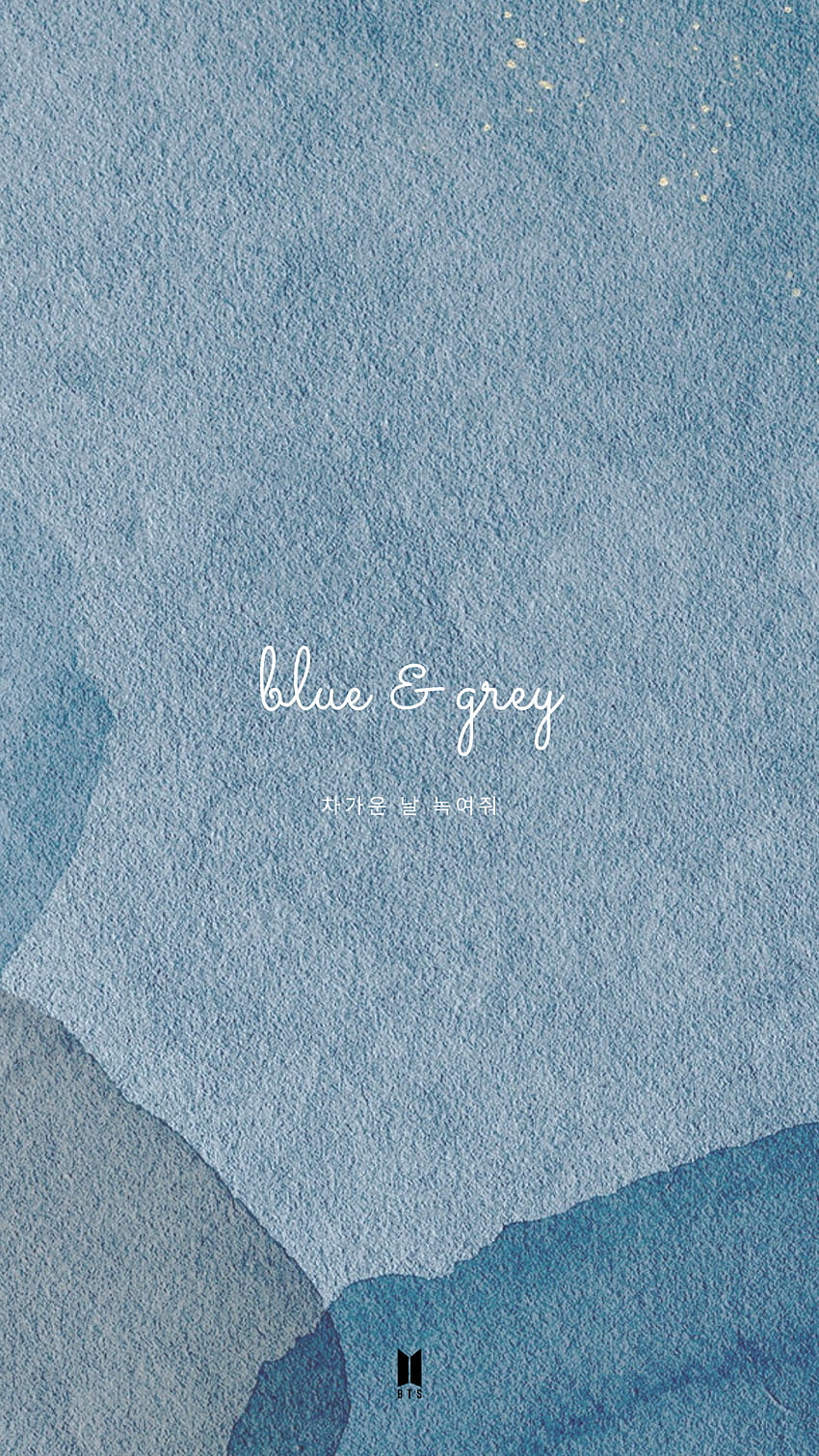 Màu sắc của Blue and Grey BTS wallpaper mang lại cảm giác dịu mát và thư thái cho người dùng, hợp với những ai yêu thích những tông màu pastel. Từ hình ảnh của BTS, bạn sẽ cảm thấy thật đẹp và êm dịu khi sử dụng làm hình nền cho thiết bị điện tử của mình.