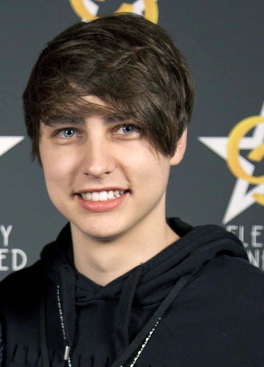 COLBY BROCK OF EYE COLOR - Colby Brock Height, Weight, Age, Body Statistics - Healthy, Sam Golbach HD phone wallpaper