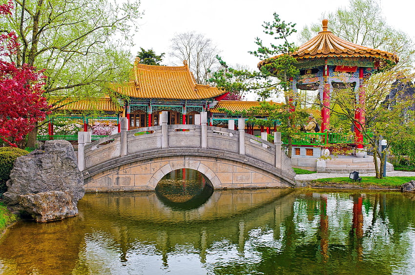 Jardín chino, edificios, puente, plantas, estanque fondo de pantalla