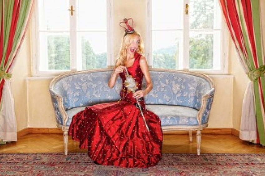 crazy queen, sofa, room, red, queen, dress HD wallpaper