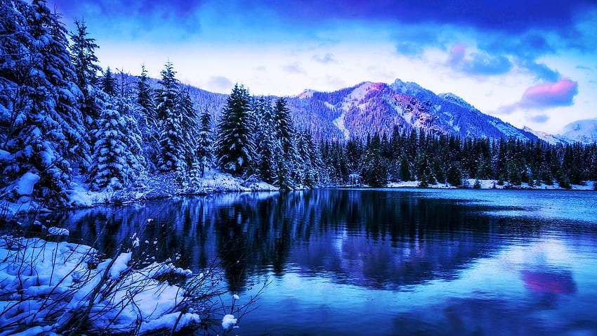 ゴールドクリーク池、ワシントン州、カスケード山脈、青い時間、雪、風景、木、山、水、アメリカ、氷 高画質の壁紙