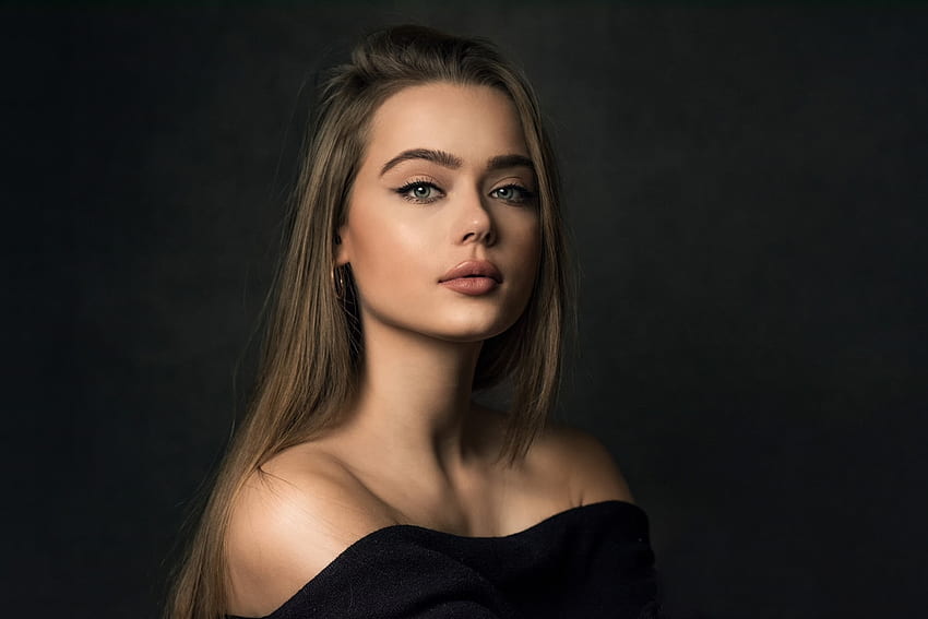 Girl model, green eyes, pretty HD wallpaper