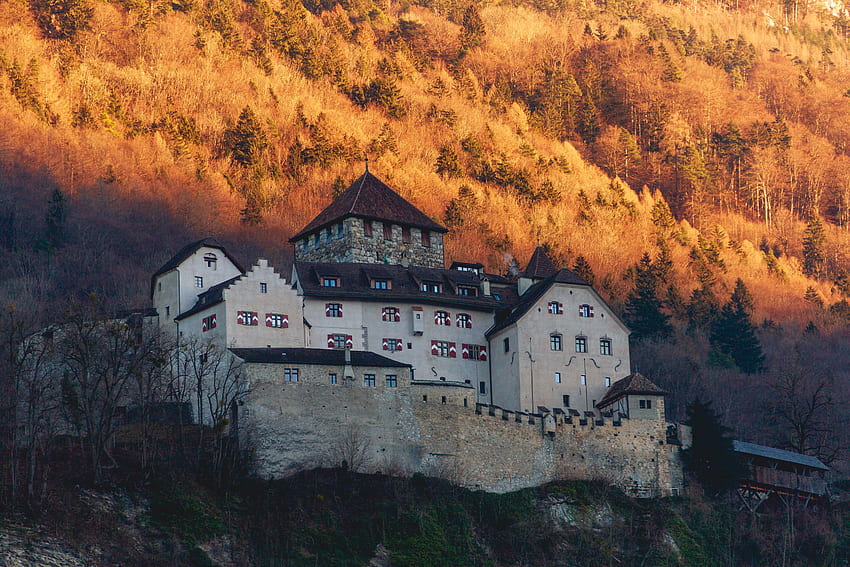 Château de Vaduz, Vaduz, Liechtenstein . Fond d'écran HD