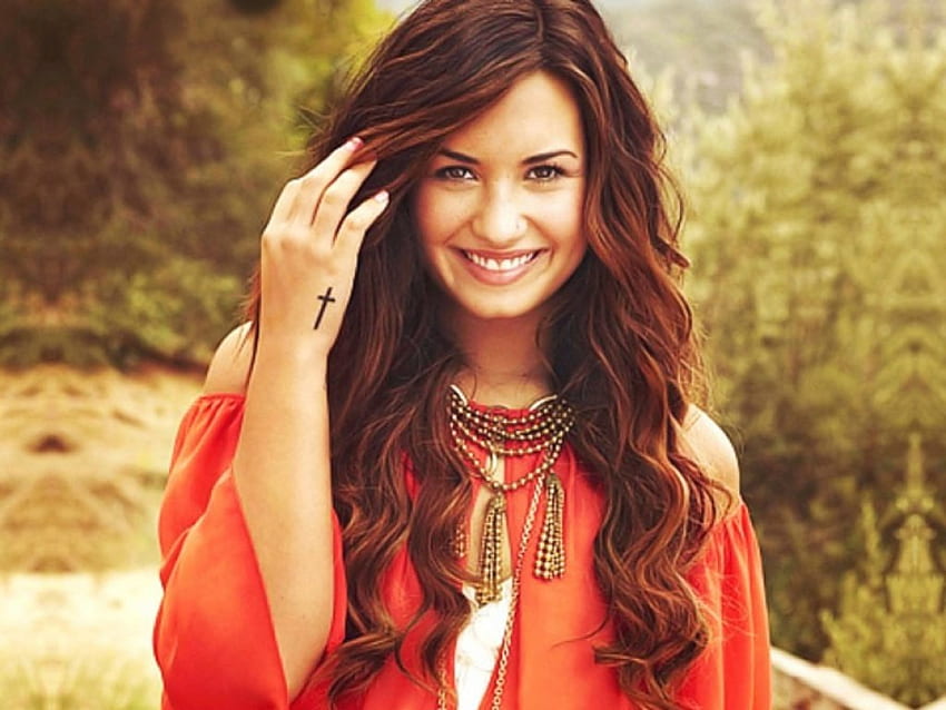 Demi Lovato, Lovato, model, Demi, singer, beautiful, actress HD wallpaper