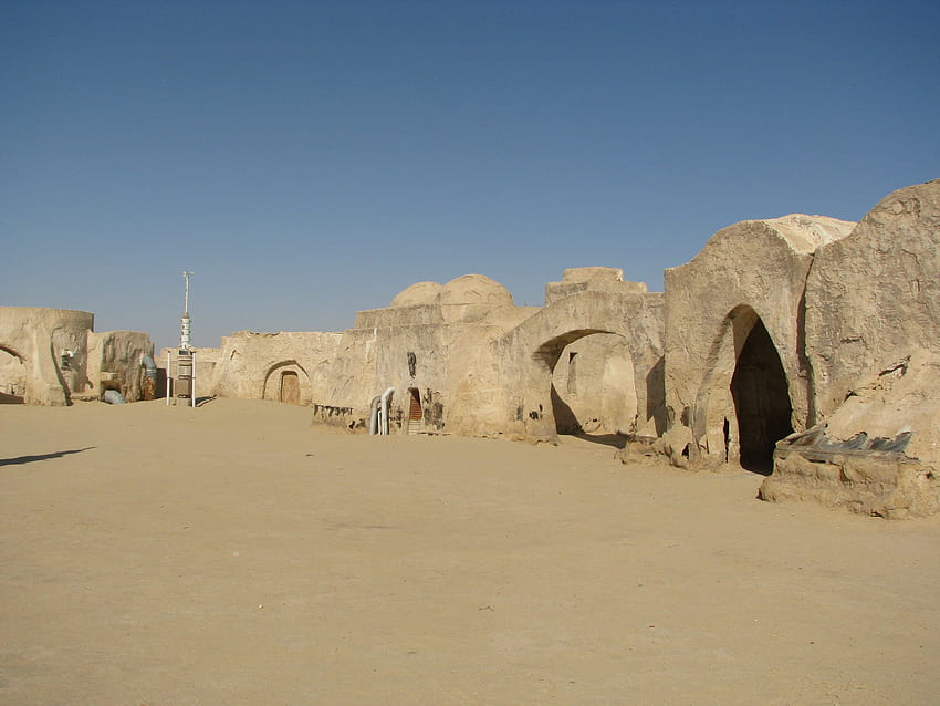 Brauner Bettrahmen aus Holz mit weißer Matratze, Star Wars, Tatooine HD-Hintergrundbild