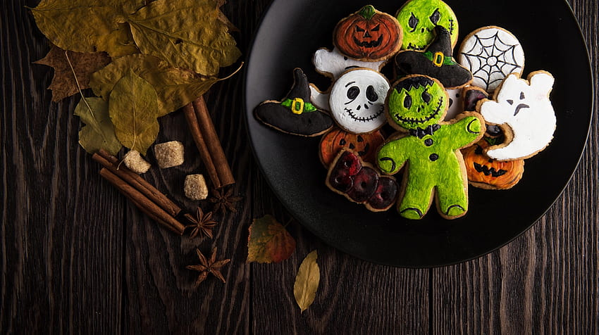 Halloween cookies, sweet, halloween, wood, green, dessert, cookie, card, food HD wallpaper