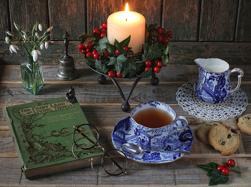 Xícara de chá, comida, livro, velas, natureza morta, chá e livros papel de parede HD