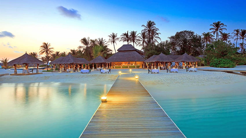 Курорт на Малдивските острови MacBook Air, морски град HD тапет