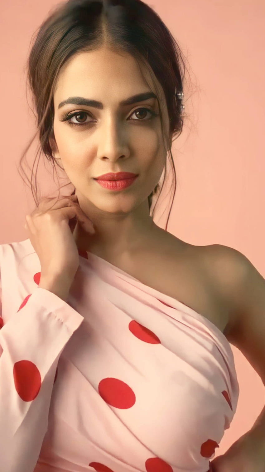Malavika mohanan, atriz tamil Papel de parede de celular HD