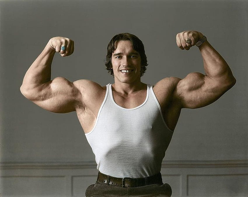 Podwójny biceps z przodu Arnolda Schwarzeneggera - Elliott Erwitt Tapeta HD