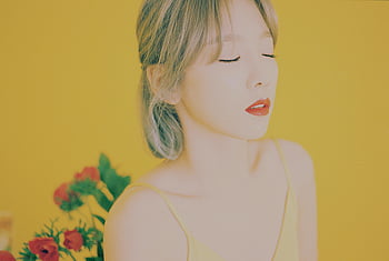 Nếu bạn là fan của Taeyeon, hãy xem những hình ảnh mới nhất của cô nàng trong chất lượng HD. Taeyeon vẫn luôn là một trong các nữ ca sỹ hàng đầu của Kpop, và cô ấy rất xốn xang và tươi tắn trong những thước phim này.