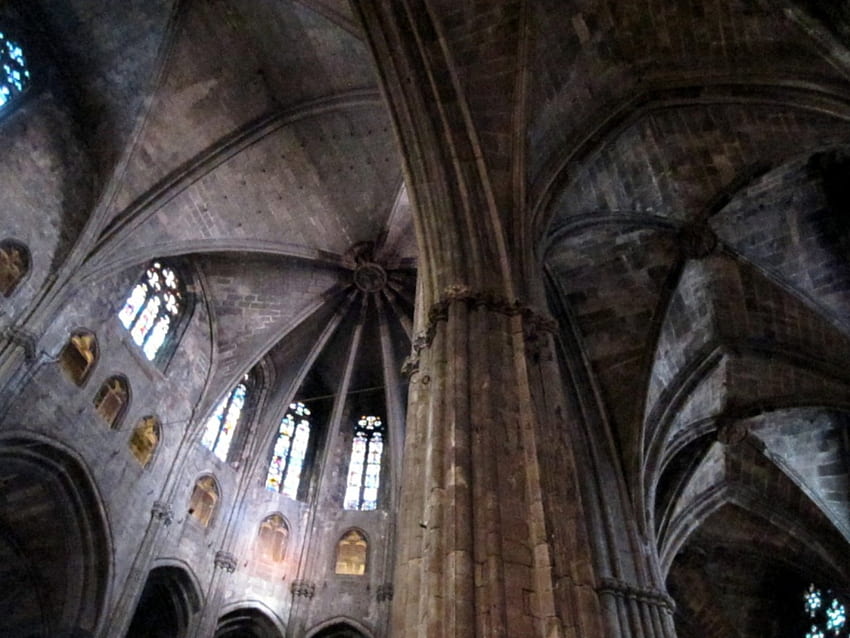 Cathédrale Girona Espagne, arches, architecture, fenêtre, graphie, antique, cathédrale Fond d'écran HD