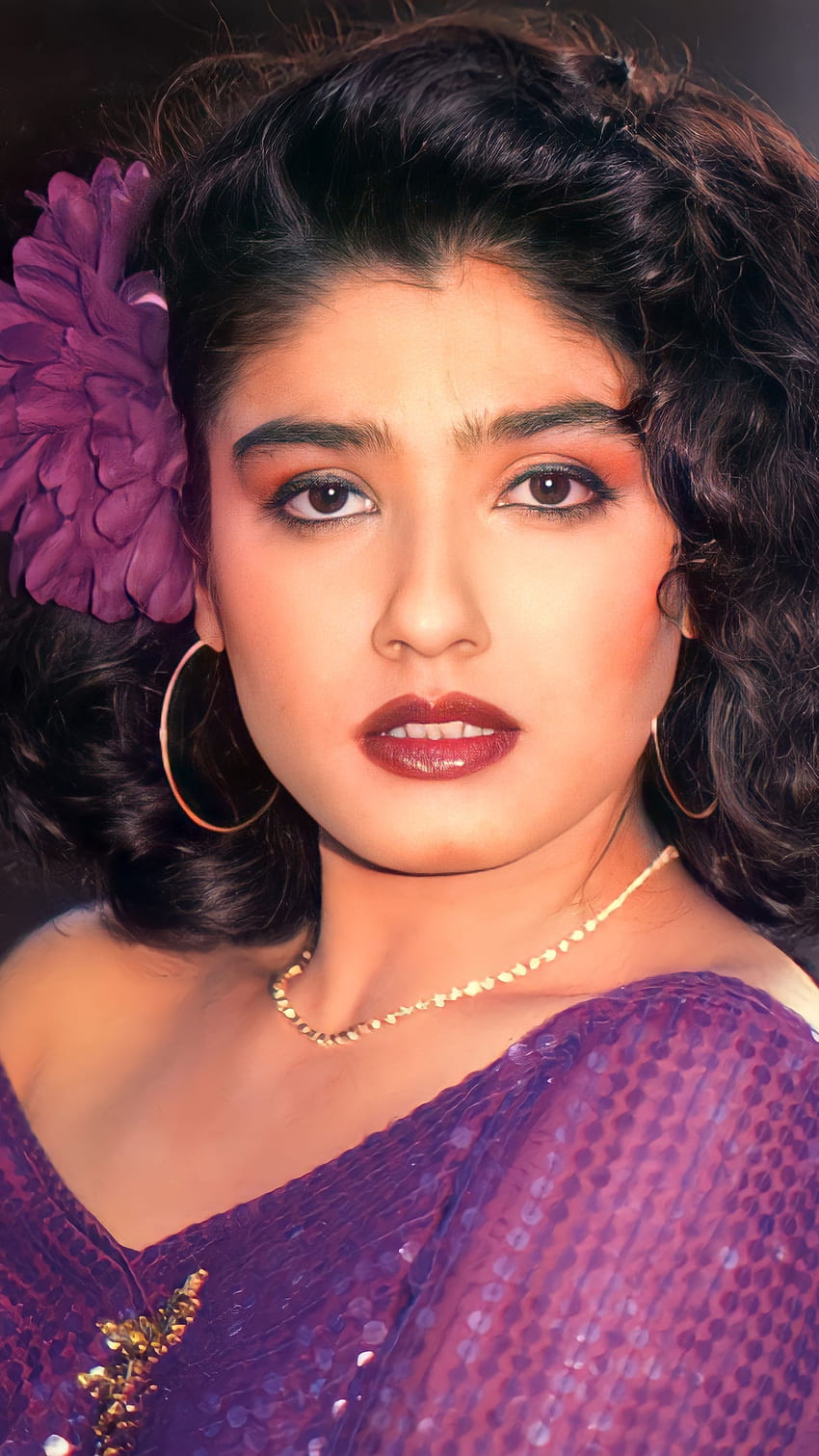 Raveena Tandon, Bollywood-Schauspielerin, Vintage HD-Handy-Hintergrundbild