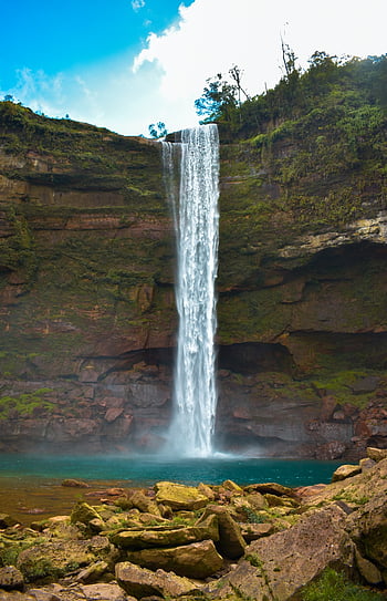 10 Scenic Waterfalls In Meghalaya To Visit | WanderOn