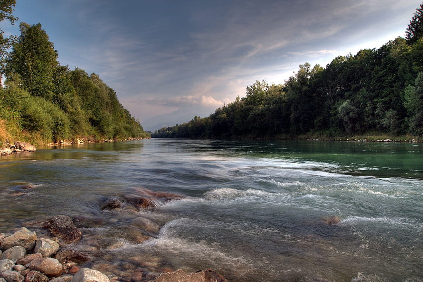 Flussufer HD-Hintergrundbild