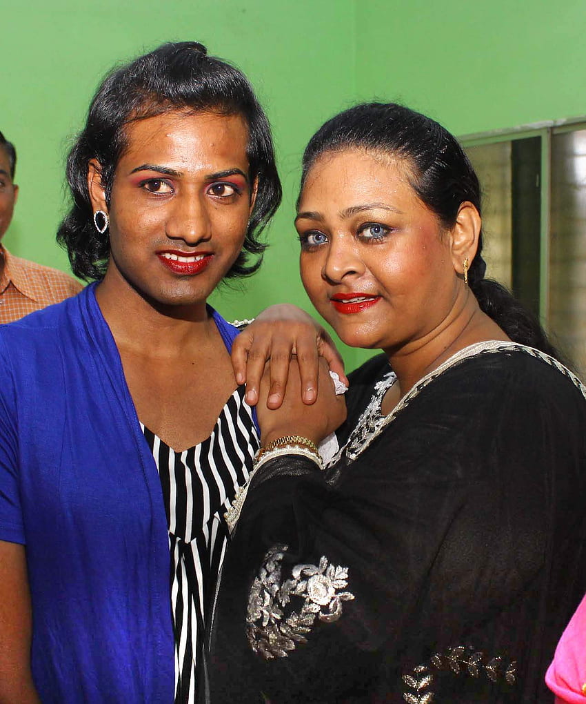 Happy Birtay Shakeela: Oto kilka rzadkich aktorek z południowych Indii - The New Indian Express Tapeta na telefon HD