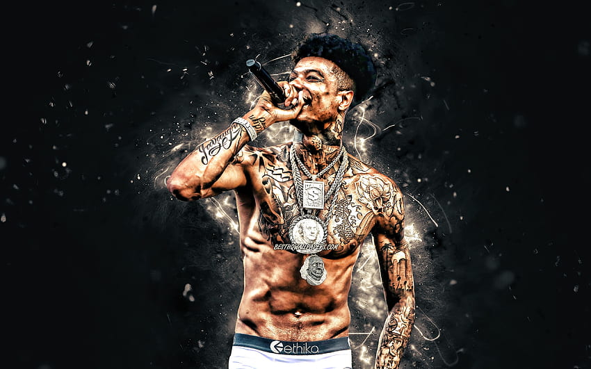 Blueface, 2020, , white neon lights, american rapper, concert, music stars, creative, Migos, Blueface with microphone, Johnathan Porter, american celebrity, Blueface for with resolution . High Quality HD wallpaper