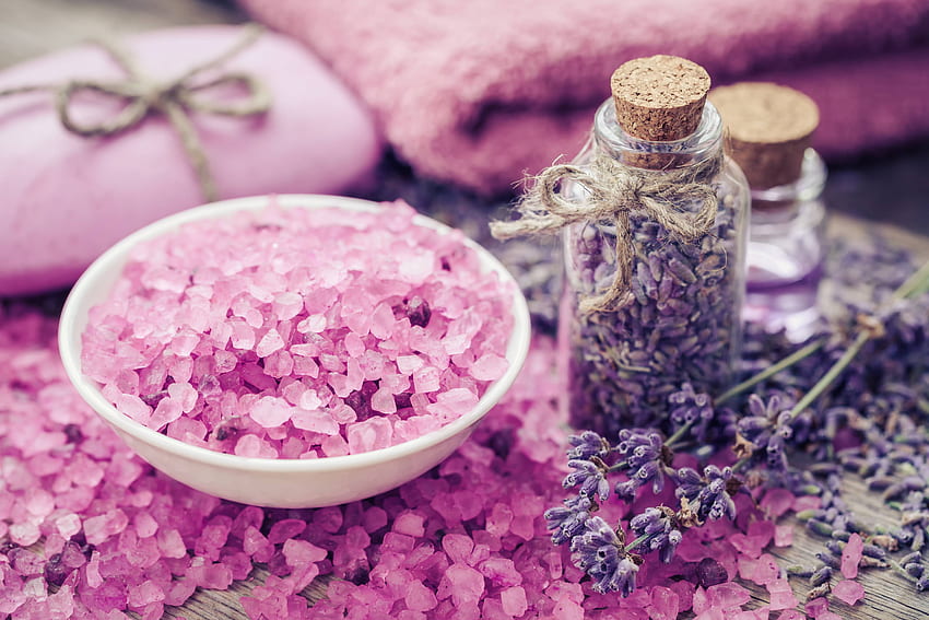 Aromatic bath salt with a lavender jar HD wallpaper