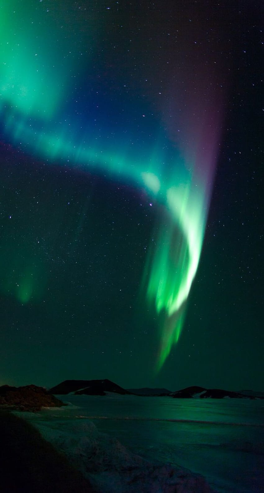Aurora Borealis แสงเหนืออลาสก้า ออโรราเหนือ แสงเหนือ แสงเหนือ วอลล์เปเปอร์โทรศัพท์ HD