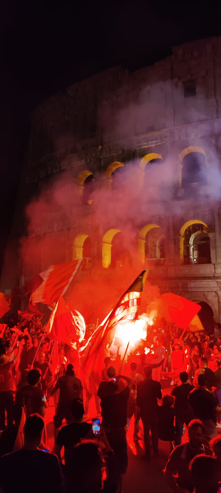 ローマ、カルチョ、ファン、アスローマ、カンファレンス、リーグ、コロッセオ HD電話の壁紙