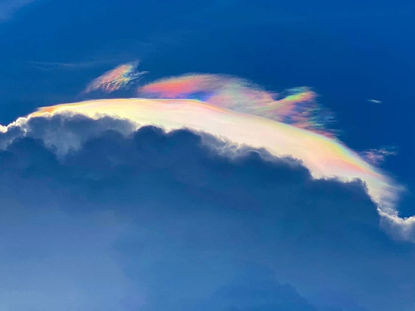 Rare Iridescent Cloud Appears In NE Taiwan. Taiwan News. 2020 06 17 09:32:00, Cloud Iridescence HD wallpaper
