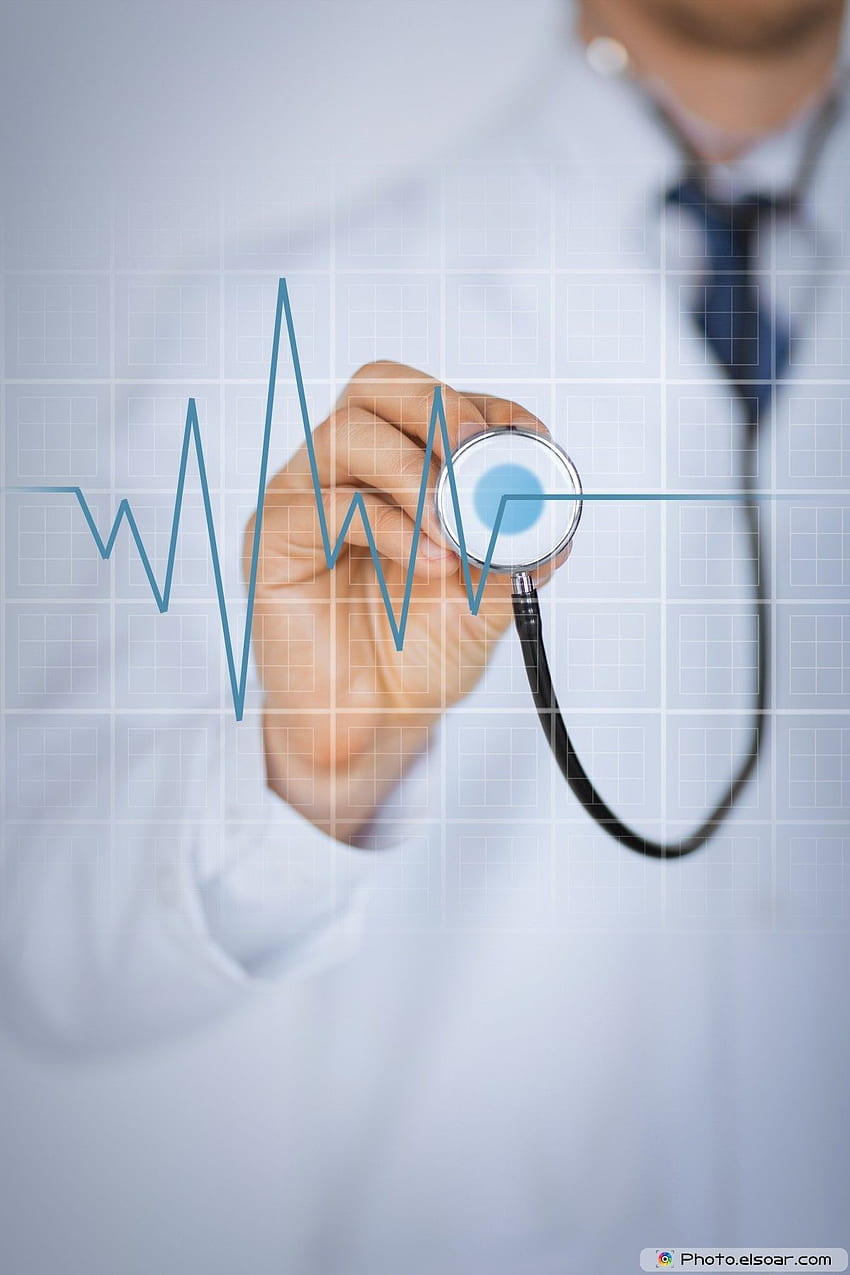 Doctor At Work Doctor Hand With Stethoscope Listening - Doctor, Stethoscope Heart HD phone wallpaper