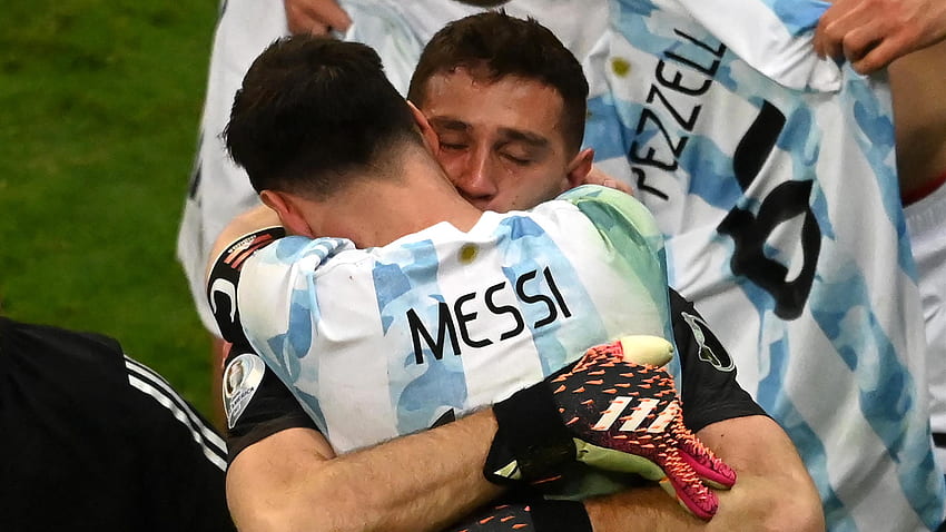 축구 뉴스 - 아르헨티나의 영웅 Emi Maritnez와 리오넬 메시가 브라질, Messi Copa America 2021과의 코파 아메리카 결승전을 준비했습니다. HD 월페이퍼