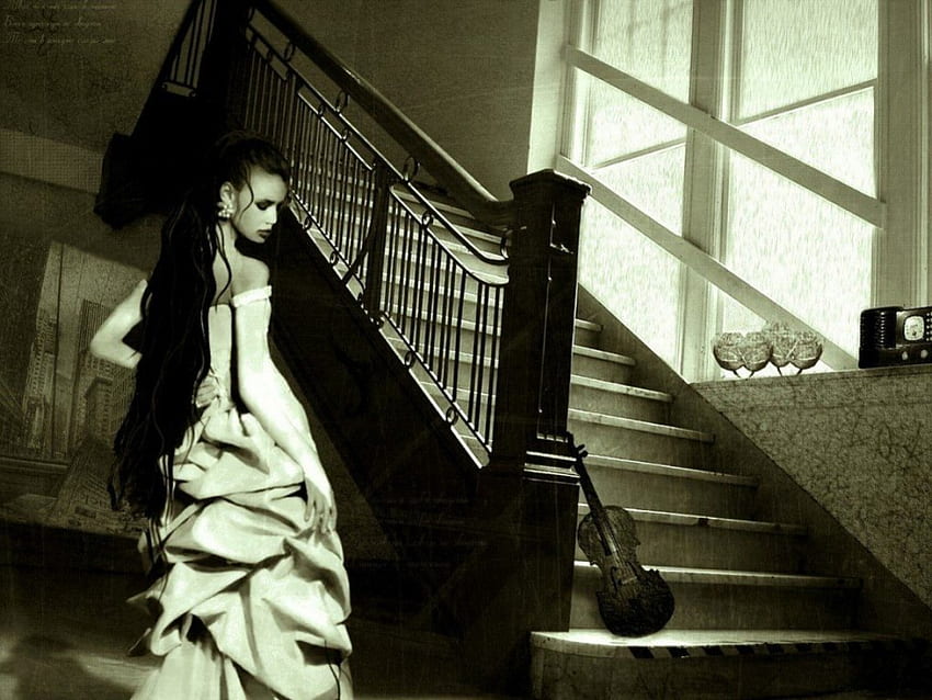 Traurige Liebe, Treppen, Haus, schöne Frau mit langen Haaren, Geige, schöne Kleider HD-Hintergrundbild