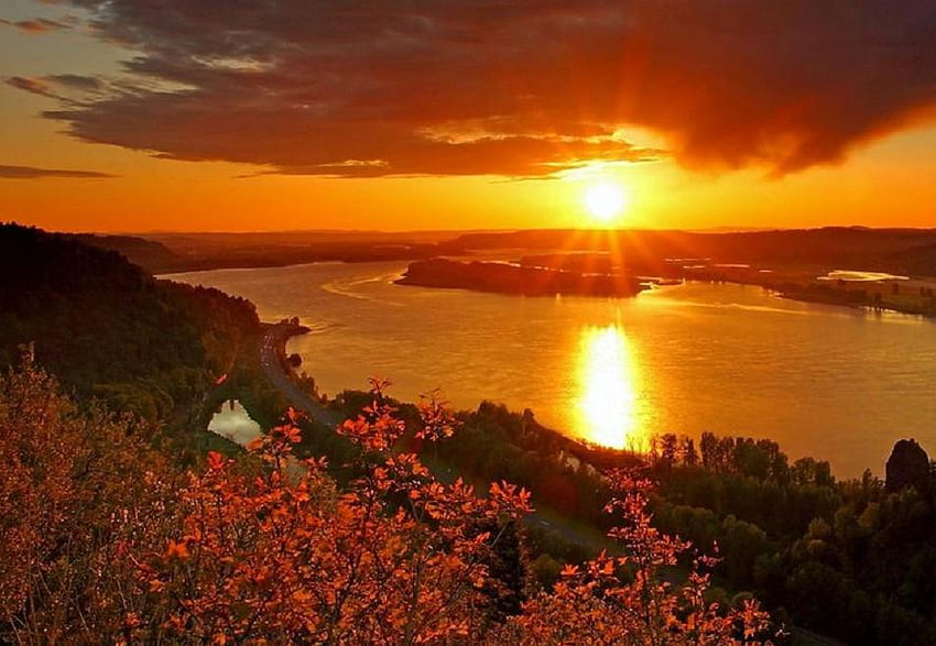 Sunset_on_the_columbia_river, 川, 水景, 夕日, 自然, 太陽 高画質の壁紙