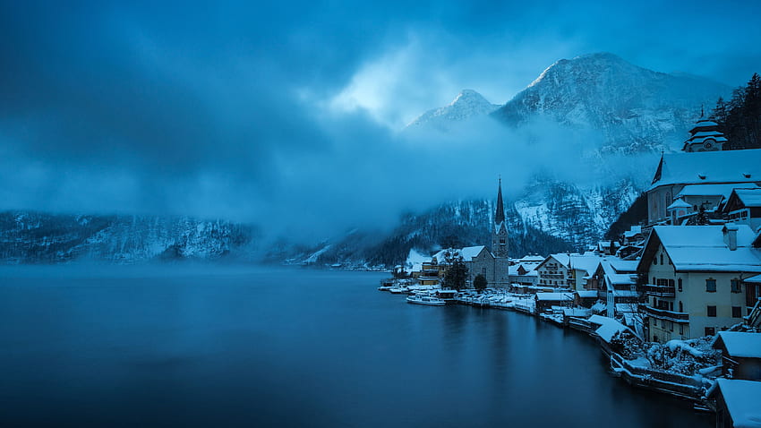 Hallstatt, Áustria, inverno, neve, lago, montanhas, nevoeiro, bela vila U papel de parede HD