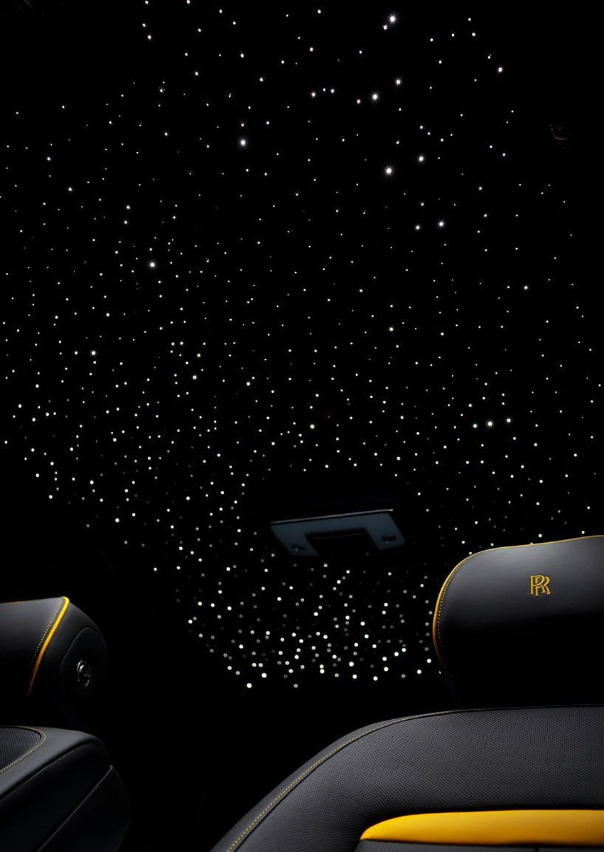Rolls Royce Cullinan은 1344개의 조명을 사용하여 내부에 '별이 빛나는 하늘' 효과를 만듭니다. 럭셔리 자동차 롤스로이스, 롤스로이스 팬텀 인테리어, 롤스로이스 블랙 HD 전화 배경 화면