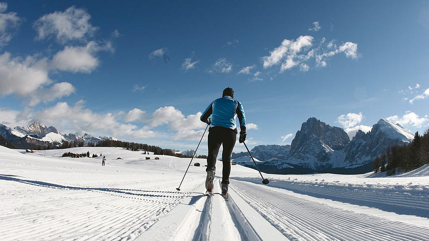 Cross Country Skiing 53333 px, Sking HD wallpaper