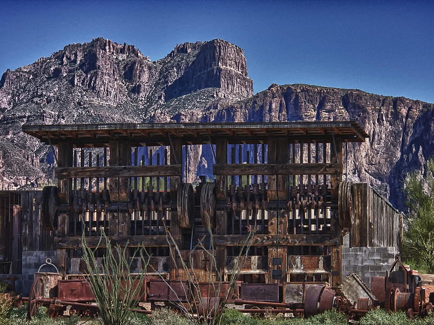 Stamp Mill. Superstition Mountain – Lost Dutchman Museum, Superstition Mountains HD wallpaper