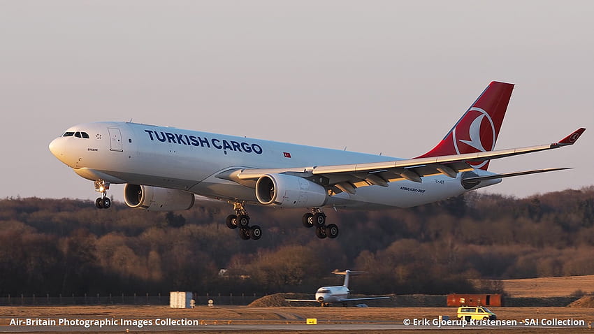 Airbus A330 243F, TC JOY / 1750, Turkish Airlines (TK / THY): ABPic papel de parede HD