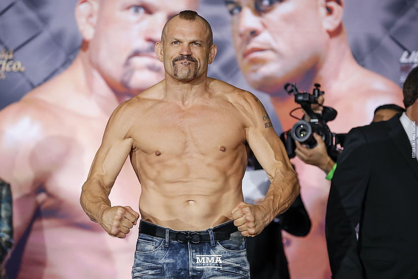 Morning Report: Chuck Liddell says he's 'officially retired' from MMA, interested in possible WWE match HD wallpaper
