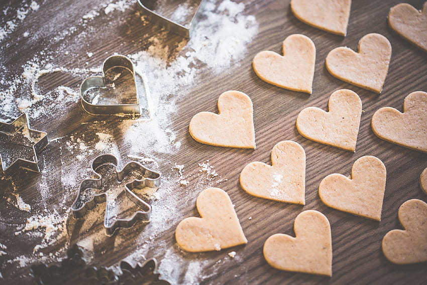 Christmas baking yummy hearts and Stock HD wallpaper