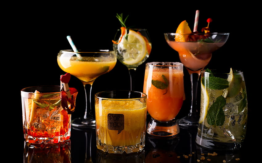 Cocktails, verres, jus, boissons, glace, fruits Fond d'écran HD
