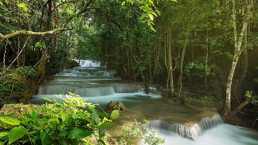 Windows Spotlight - Huay Mae Waterfall Kanchanaburi Thailand -, Green Spotlight HD wallpaper