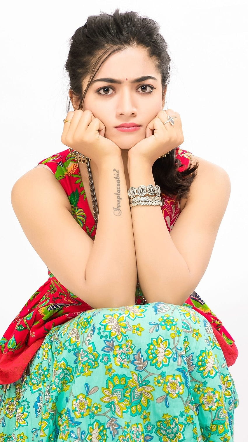 Видео на Рашмика Мандана, Тамил, актриса HD тапет за телефон