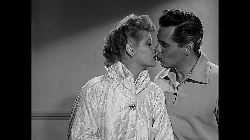 Редки кадри от Lucille Ball и Desi Arnez's 1951 - Lucy And Ricky Ricardo - & Background, I Love Lucy HD тапет