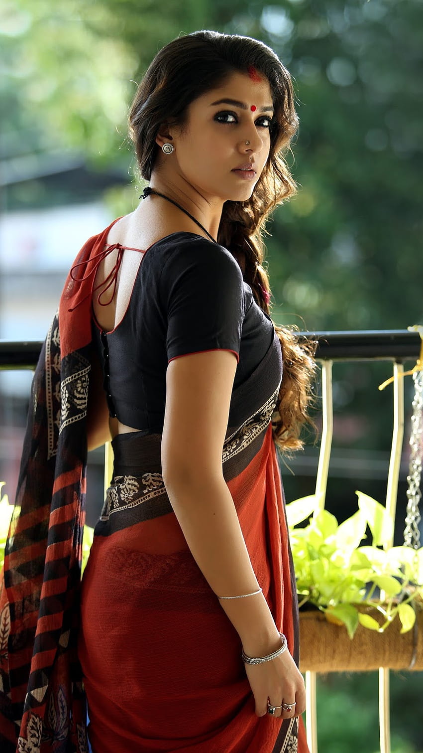 Nayanthara, actrice du Sud Fond d'écran de téléphone HD