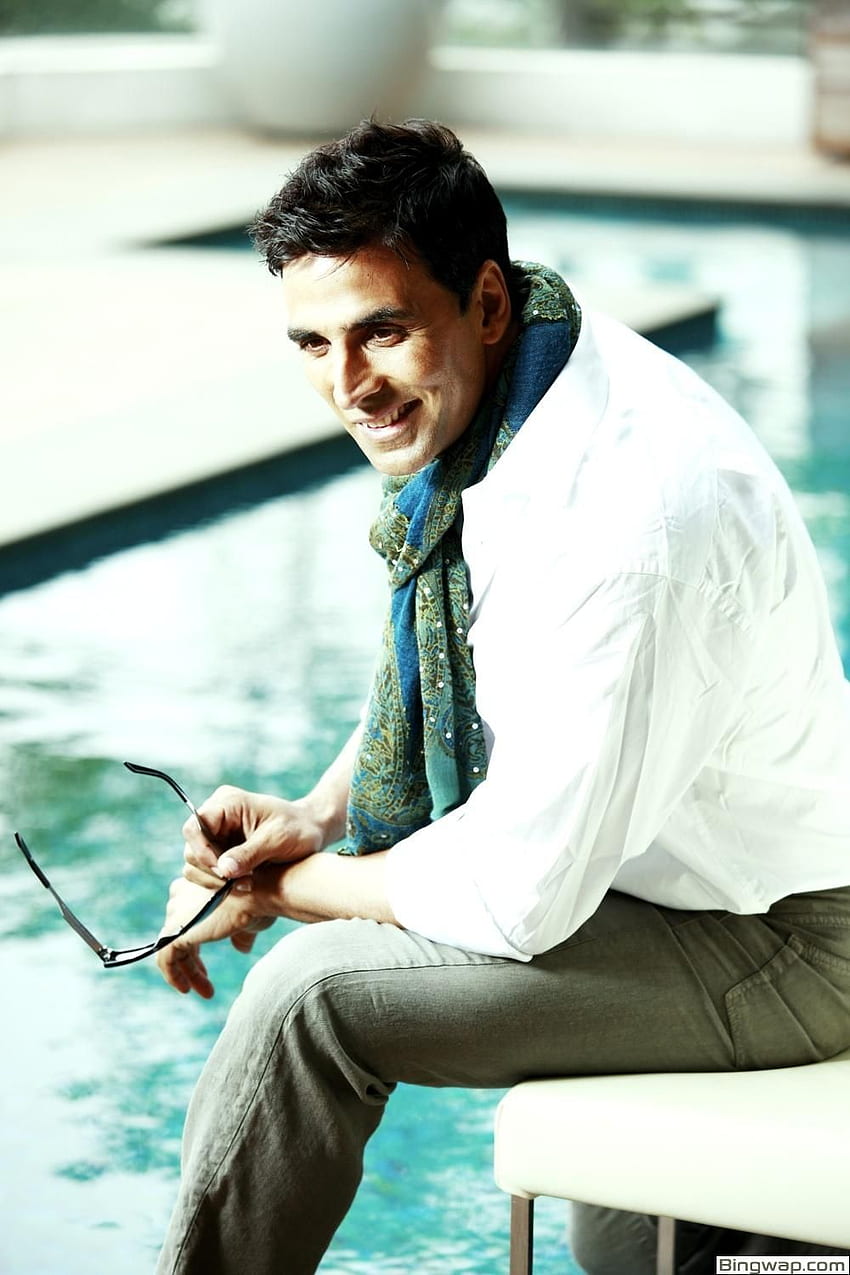 Akshay Kumar Background Wallpaper 31003 - Baltana