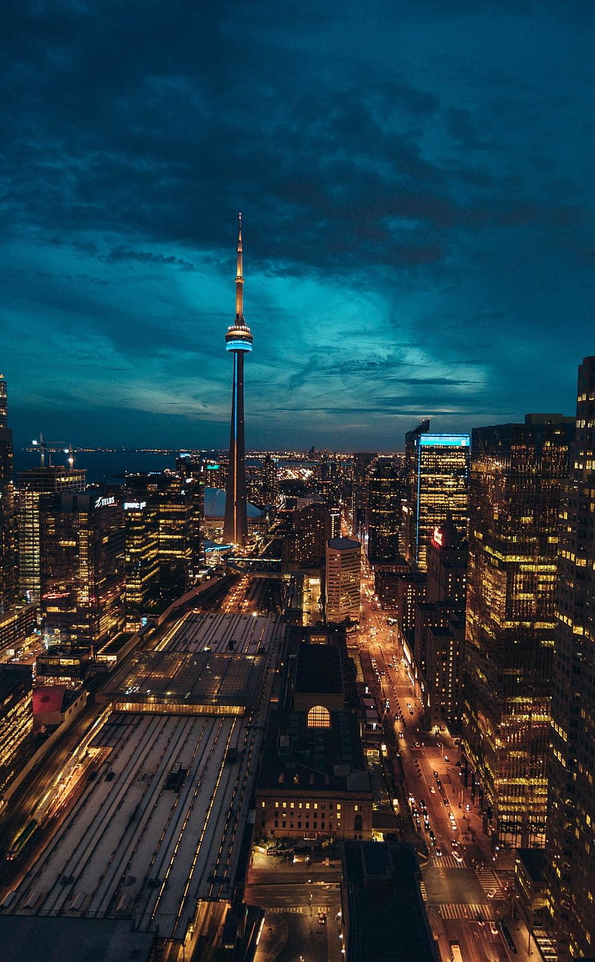 トロント、街並み、建物、夜。 カナダのグラフィティ、トロント、都市の美学 HD電話の壁紙