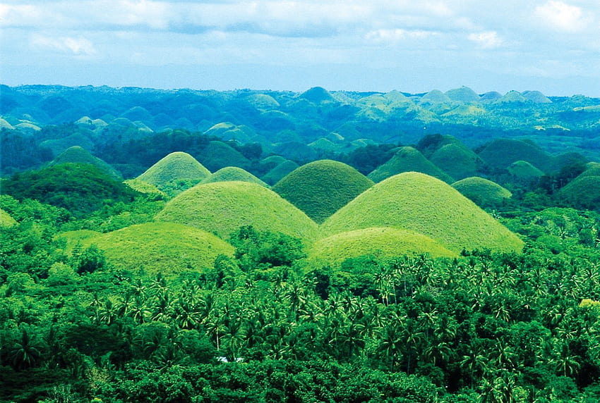Chocolate Hills in Bohol, Philippines - But Why The Name Chocolate? HD wallpaper
