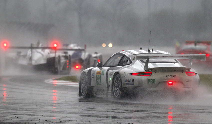 Real Racing 3 - Porsche 911 RSR (2014), course, voiture, Real Racing 3, 2014, piste, , jeu, , RSR, eau, pluie, haute résolution, 911, Real Racing, sports, Porsche, jeu vidéo, 2013, automatique, réaliste, jeu Fond d'écran HD