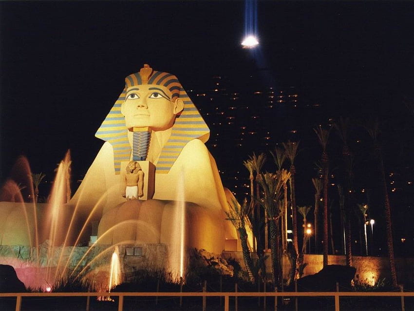 Pharaon Las Vegas Egypt and - , Egypt at Night HD wallpaper