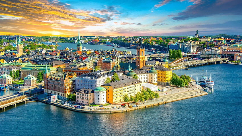 スウェーデンのストックホルムの首都、日没の風景、ノートパソコン、タブレット、携帯電話用のウルトラテレビ、ストックホルムの雪 高画質の壁紙