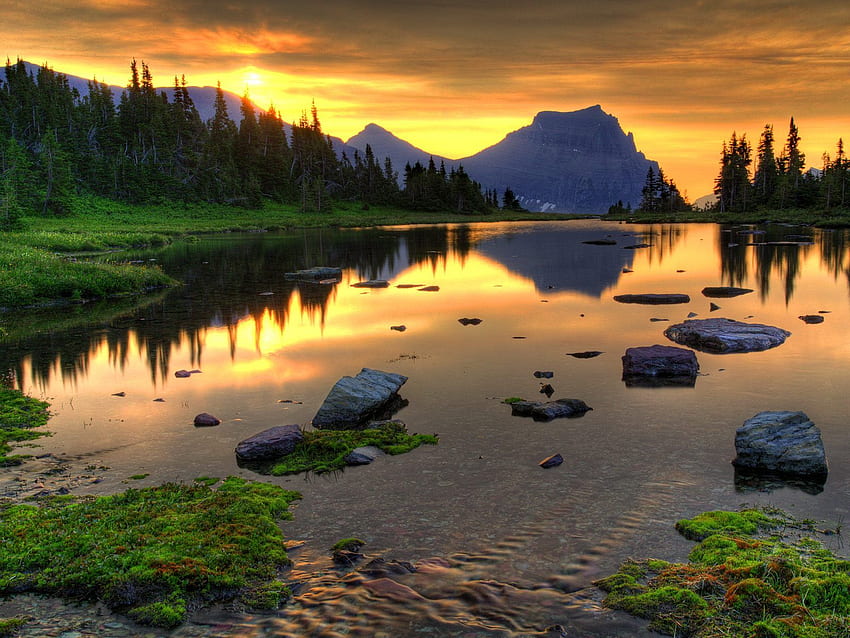 พระอาทิตย์ตก ภูเขา ป่า ทะเลสาบ หิน - พื้นหลัง วอลล์เปเปอร์ HD