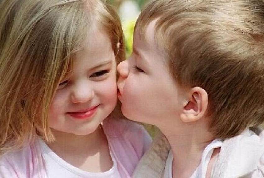 Sweet Cheek Kiss Of Kids - Love Cute Baby Couple HD wallpaper | Pxfuel